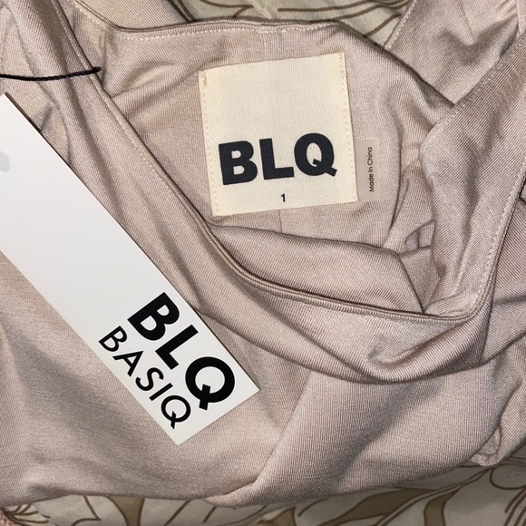 NWT 💕 BLQ BasiQ Back Slit Nude Midi Dress - Picture 3 of 3